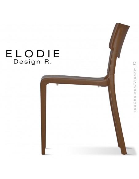 Chaise design ELODIE, structure et piétement plastique couleur marron, pour extérieur.