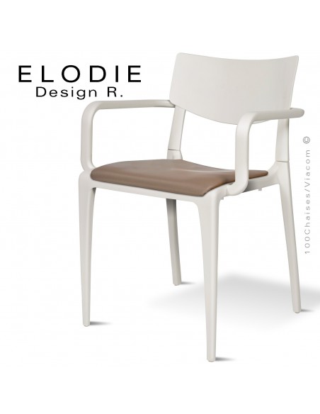 Fauteuil design ELODIE, structure et piétement plastique couleur blanche, avec coussin d'assise couleur taupe.