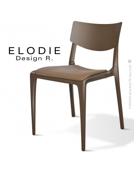 Chaise design ELODIE, structure et piétement plastique couleur marron, avec coussin d'assise couleur taupe.