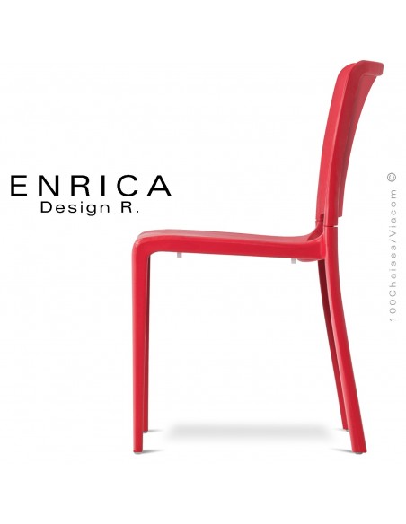 Chaise design ENRICA, structure et piétement plastique couleur rouge, pour extérieur.