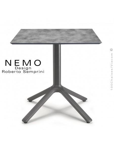 Table NEMO, pour CHR., piétement aluminium peint anthracite, plateau 70x70 cm., carré compact ciment.