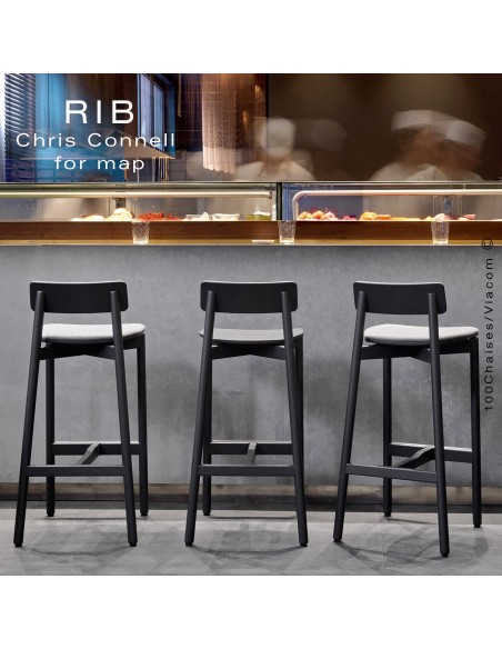 Tabouret de bar RIB, piétement et assise en bois de frêne naturel, peint ou vernis.