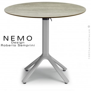 Table NEMO, pour CHR., piétement encastrable aluminium argent, plateau Ø80 cm., rabattable compact chêne.
