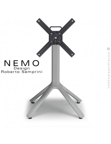 Table NEMO, piétement argent encastrable et plateau rabattable.