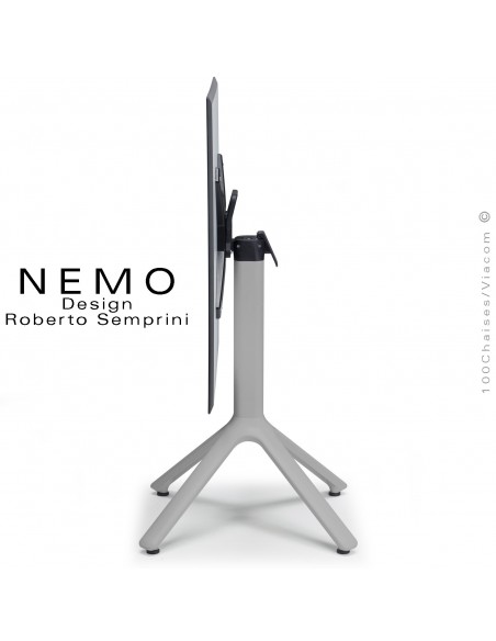 Table NEMO, piétement argent encastrable et plateau rabattable carré ou rond.