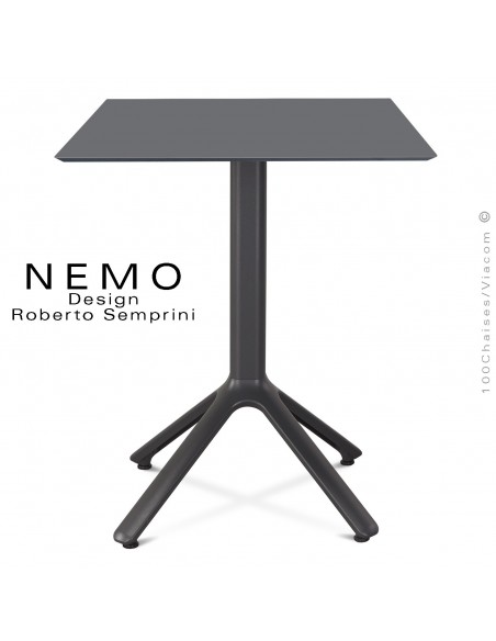 Table NEMO piétement aluminum anthracite, plateau compact 60x60 cm, couleur anthracite.