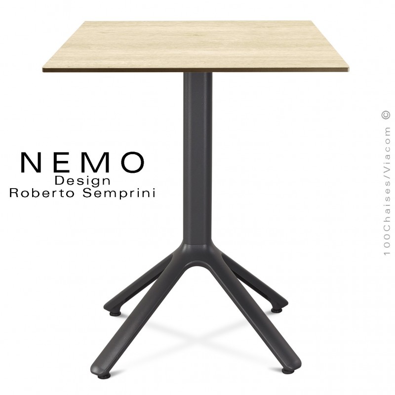 Table NEMO piétement aluminum anthracite, plateau compact 60x60 cm, couleur chêne clair.