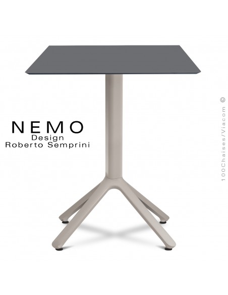 Table NEMO piétement aluminum gris tourterelle, plateau compact 60x60 cm, couleur anthracite.