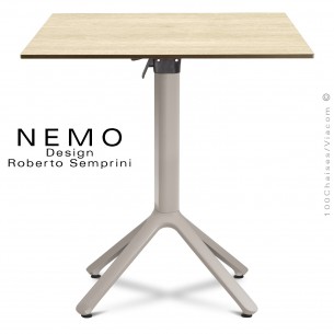 Table NEMO, piétement aluminium gris tourterelle encastrable, plateau 80x80 cm. rabattable chêne clair.