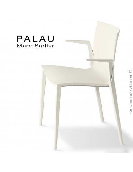 Fauteuil PALAU, structure plastique, 4 pieds monobloc couleur blanc pur.
