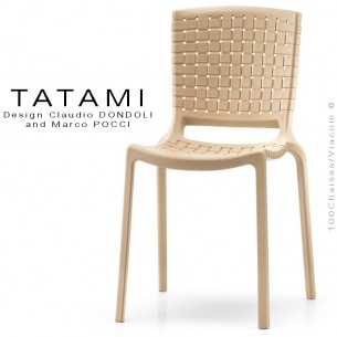 Chaise design TATAMI, structure plastique couleur sable.