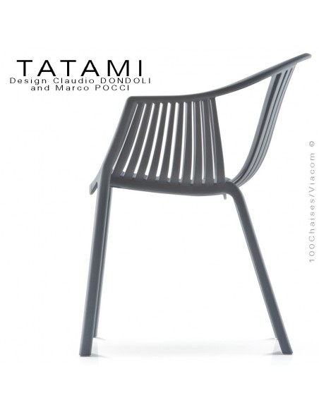 Fauteuil TATAMI, structure plastique couleur gris foncé, assise effet tressé - Lot de 4 pièces.