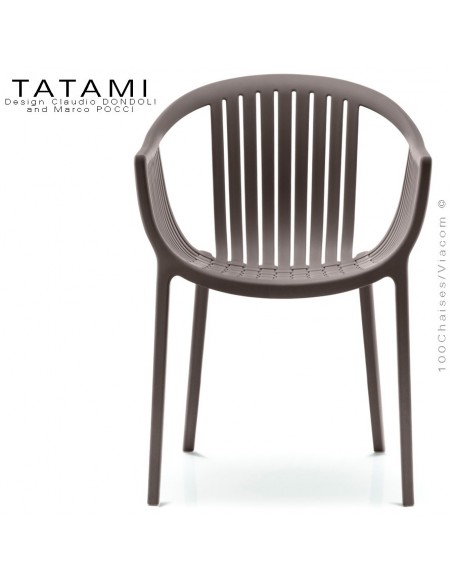 Fauteuil TATAMI, structure plastique couleur marron, assise effet tressé - Lot de 4 pièces.