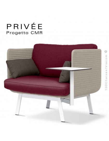 Fauteuil lounge collection PRIVÉE, structure blanche, assise 531, dossier 535 avec tablette.