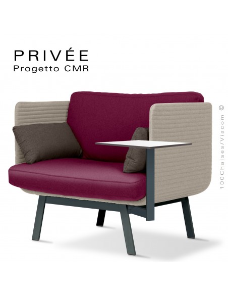 Fauteuil lounge collection PRIVÉE, structure gris, assise 530, dossier 535 avec tablette.