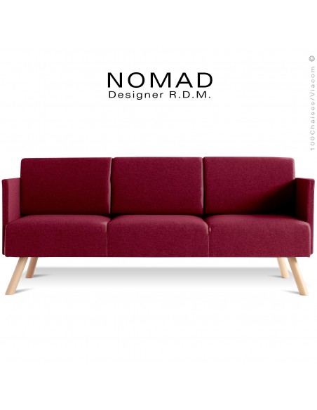 Banquette design avec accoudoirs NOMAD, 3 places, piétement bois teinté naturel, assise tissu violet.