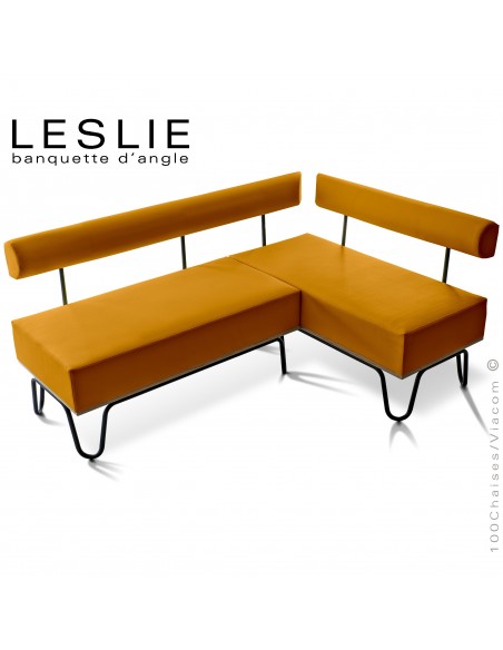 Banquette d'angle design LESLIE, piétement acier peint noir, structure bois, habillage cuir synthétique couleur orange.