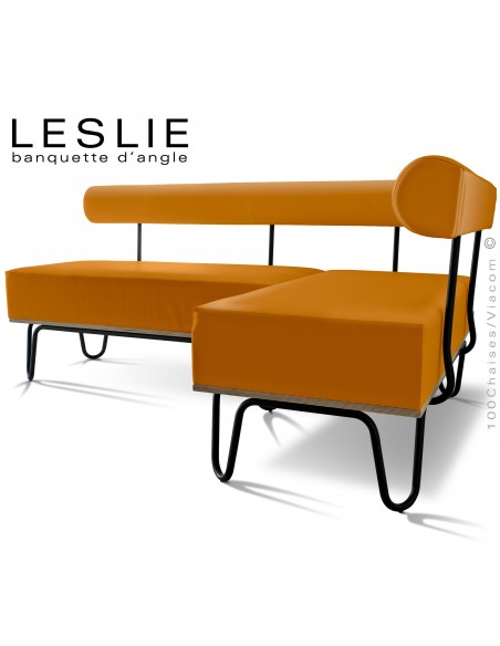 Banquette d'angle design LESLIE, piétement acier peint noir, structure bois, habillage cuir synthétique couleur orange.