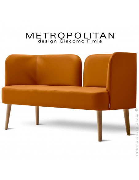 Banquette design METROPOLITAN, piétement bois naturel, habillage cuir synthétique couleur orange.
