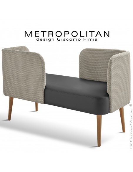 Banquette design conversation METROPOLITAN, piétement bois vernis naturel, assise cuir noir, dossier tissu Bubble crème.