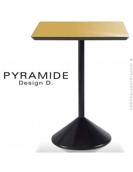 Table PYRAMIDE pour CHR., piétement fonte d'aluminium peint noir, plateau stratifié couleur moutarde.