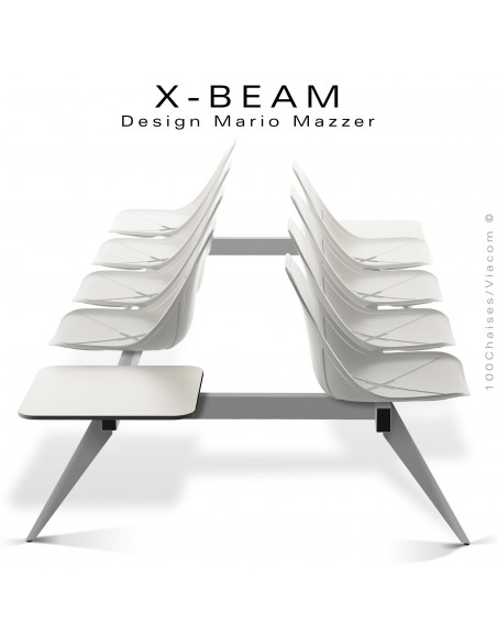 Banc design X-BEAM, structure acier peint aluminium, assise coque plastique blanche avec incrustation bois.