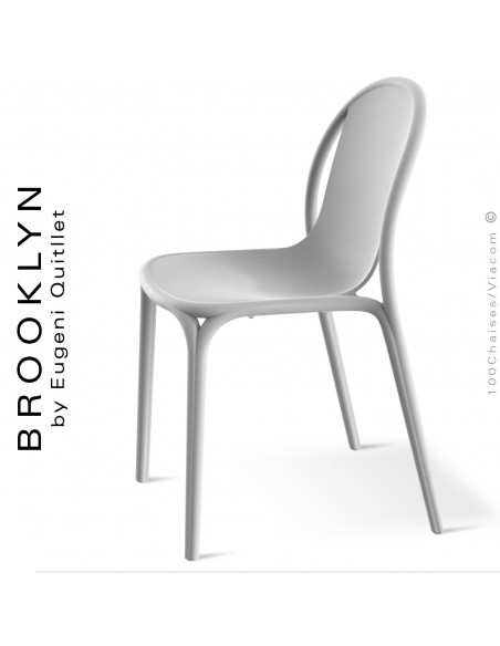 Chaise design d'extérieur, terrasse BROOKLYN, structure et assise coque plastique couleur blanche.