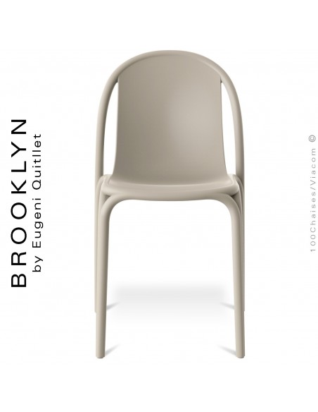 Chaise design d'extérieur, terrasse BROOKLYN, structure et assise coque plastique couleur écru.