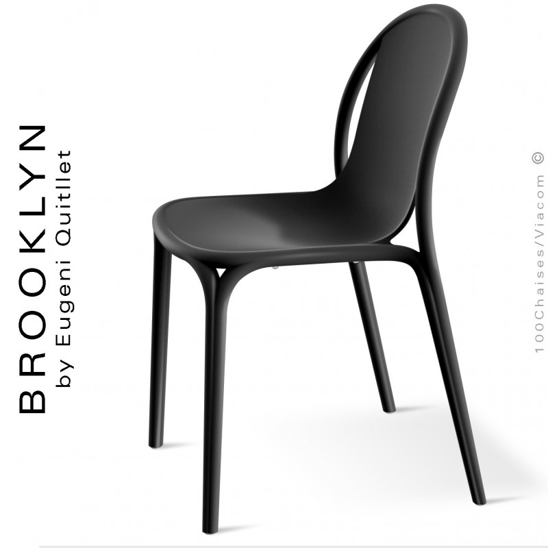 Chaise design d'extérieur, terrasse BROOKLYN, structure et assise coque plastique couleur noir.