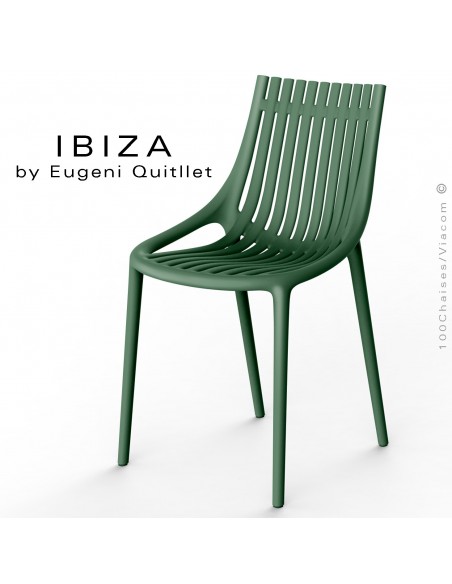Chaise design IBIZA, structure et assise coque plastique couleur vert Pickle.