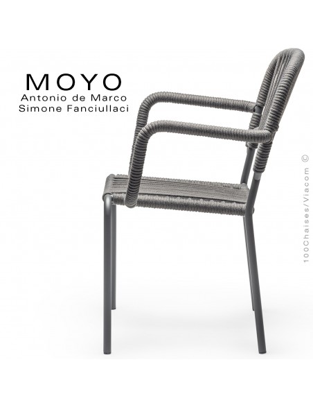 Fauteuil MOYO, structure acier peint satin anthracite, assise tressée.