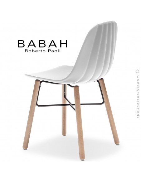 Chaise BABAH, pieds bois hêtre, structure peint noir, assise plastique blanc.