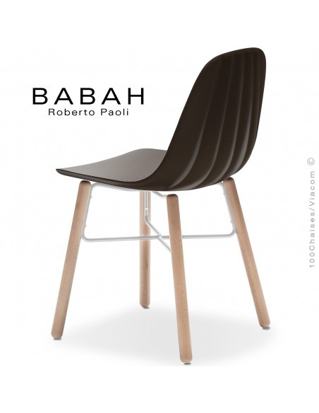Chaise BABAH, pieds bois hêtre, structure peint blanc, assise plastique mud+moka.