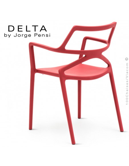 Fauteuil design DELTA, structure, assise et accoudoirs plastique couleur rouge.