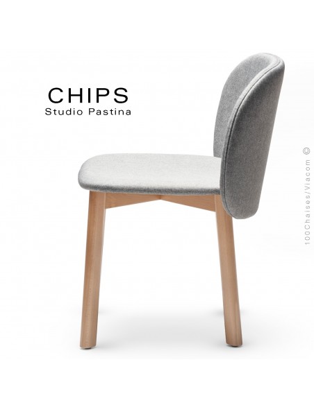 Chaise design CHIPS-S, piétement bois hêtre, assise et dossier habillage tissu.