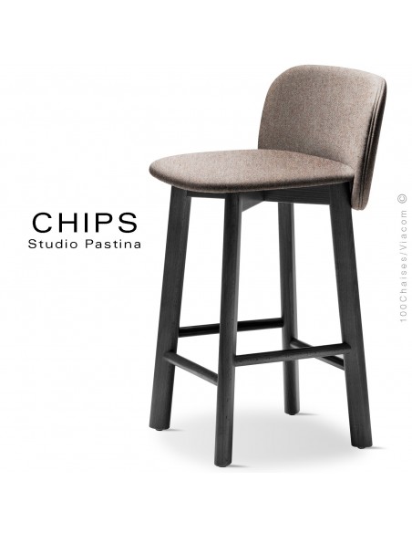 Tabouret de cuisine design CHIPS-SG-65, piétement bois hêtre laqué noir, assise et dossier habillage tissu 402marron.