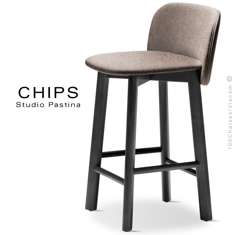 Tabouret de cuisine design CHIPS-SG-65, piétement bois hêtre laqué noir, assise et dossier habillage tissu 402marron.
