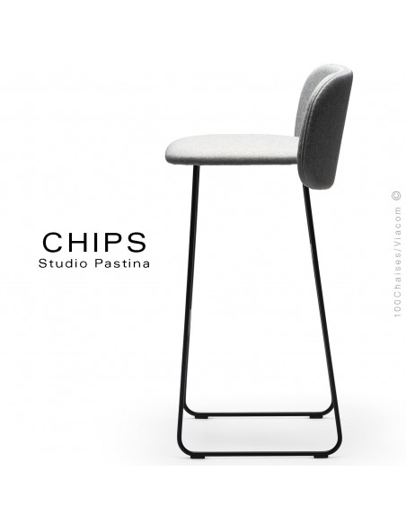 Tabouret de bar design CHIPS-SL-SG-80, piétement luge acier peint noir, assise et dossier habillage tissu 101crème.