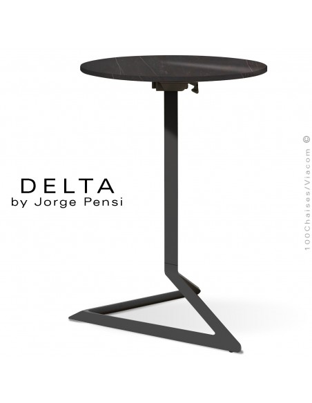 Table design DELTA, plateau pierre DEKTON, Ø50 cm., couleur Kelya, piétement aluminium peint noir.