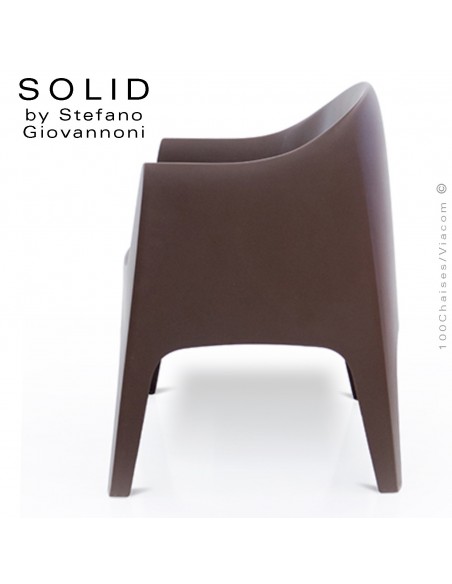 Fauteuil design SOLID, pour l'extérieur et terrasse, structure, assise, accoudoirs coque plastique couleur bronze.