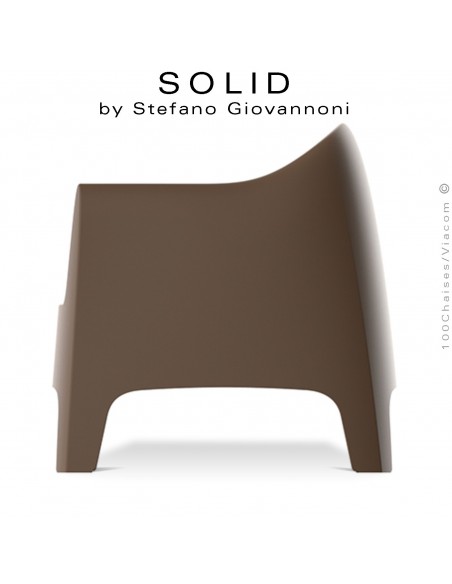 Fauteuil lounge design SOLID, structure 4 pieds avec accoudoirs, assise plastique couleur bronze.
