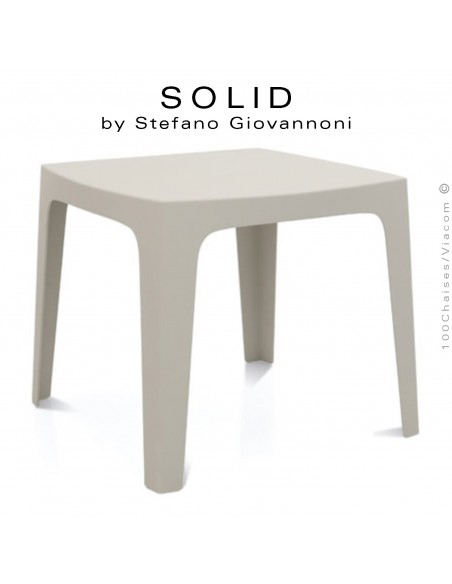 Table SOLID, pour repas ou dîner en extérieur, stucture et piétement 4 pieds en plastique couleur écru.