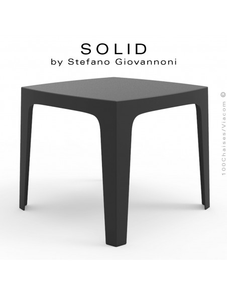 Table SOLID, pour repas ou dîner en extérieur, stucture et piétement 4 pieds en plastique couleur noir.