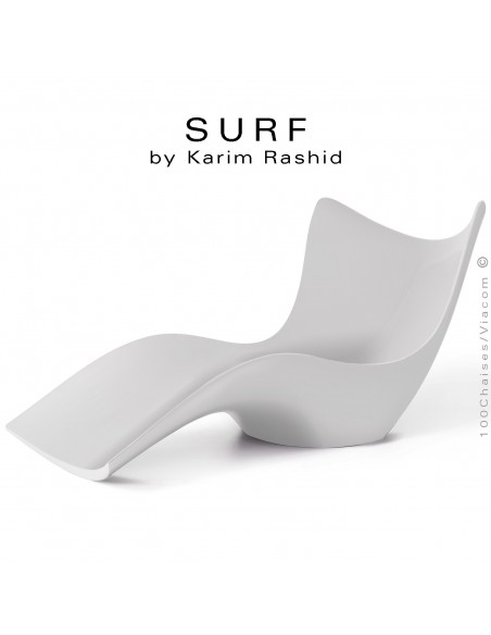 Bain de soleil ou chaise longue design SURF, structure résine mat de couleur ice.