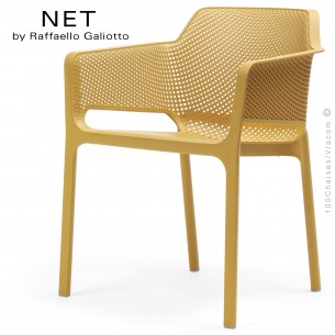 Fauteuil design NET, structure et assise plastique couleur jaune moutarde.