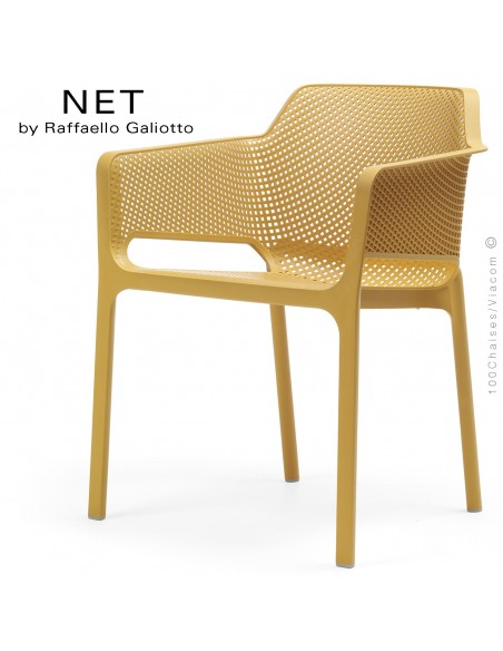 Fauteuil design NET, structure et assise plastique couleur jaune moutarde.