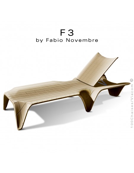 Bain de soleil ou chaise longue F3, structure résine laquée beige d'aspect brillant.