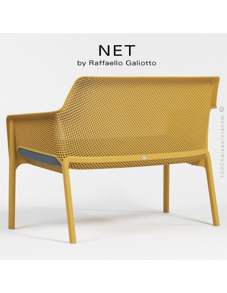 Banc NET, structure et assise plastique couleur jaune.