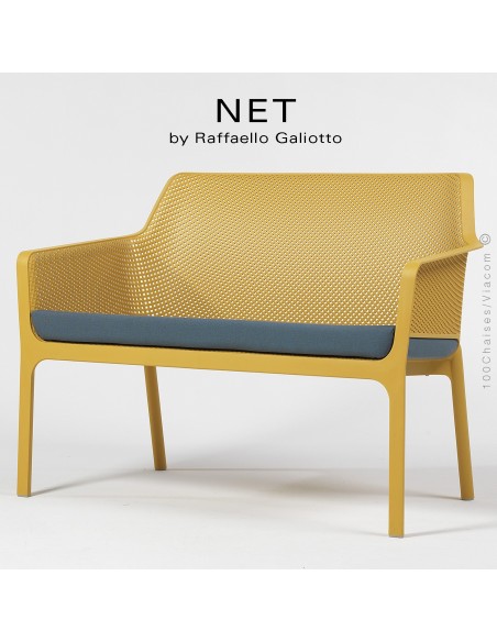 Banc NET, structure et assise plastique couleur jaune.