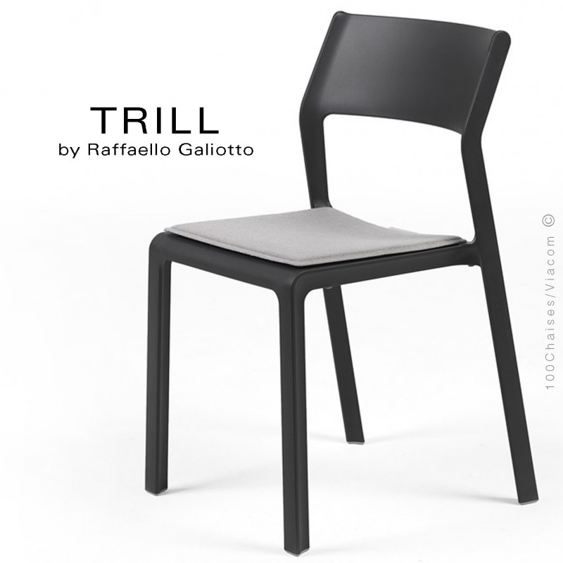 Chaise TRILL, sturcture et assise plastique couleur anthracite.